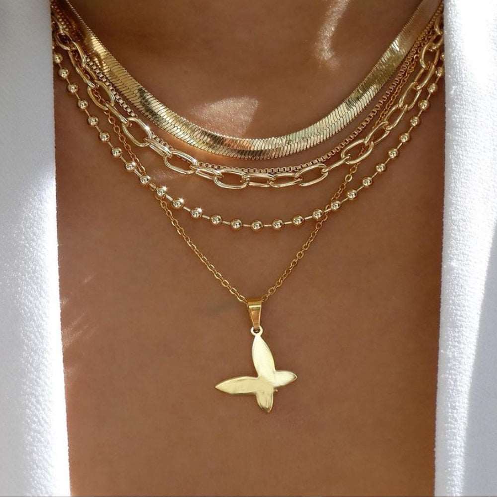 Versatile gold necklace with an assortment of chic and timeless options