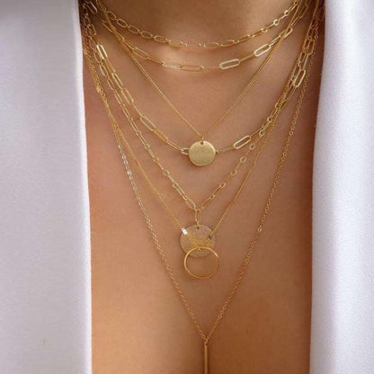 Contemporary gold necklace with multiple fashionable aesthetics