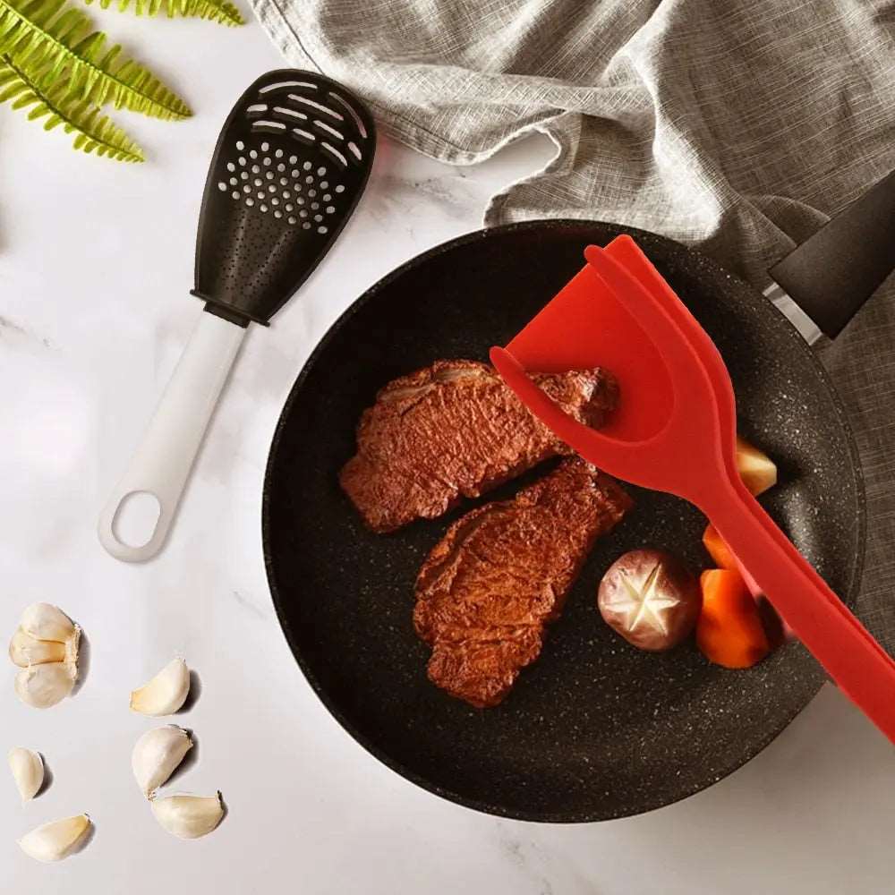 Versatile flat utensil for pancake and French fries handling